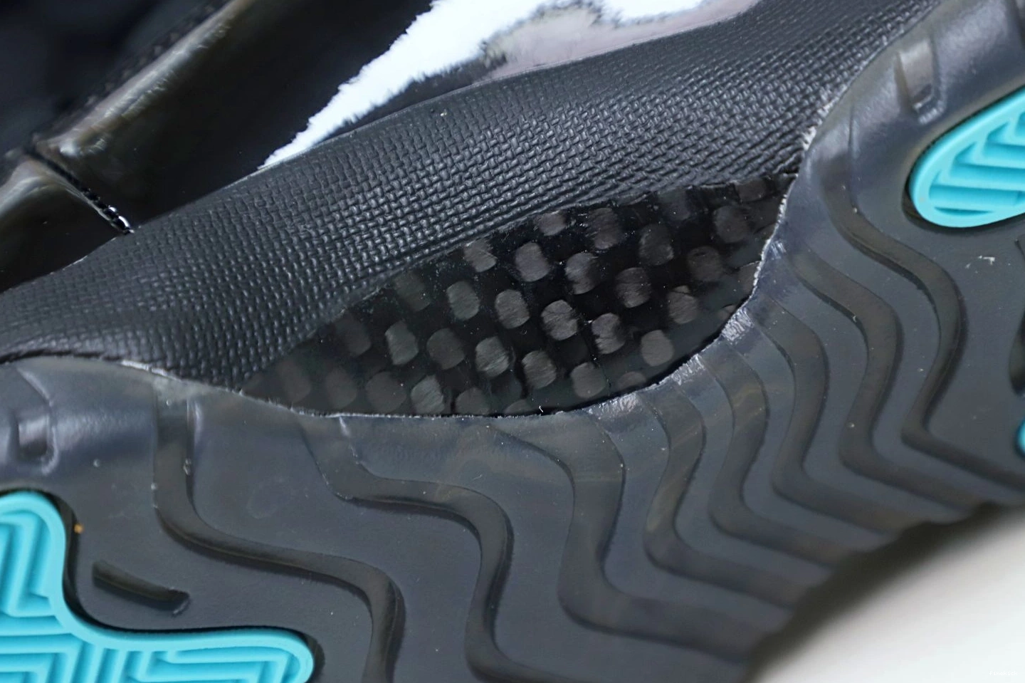 11 JORDAN BLUE GAMMA AIR RETRO 0715